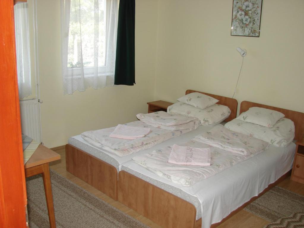Benkő Vendégház Kiskutas Extérieur photo